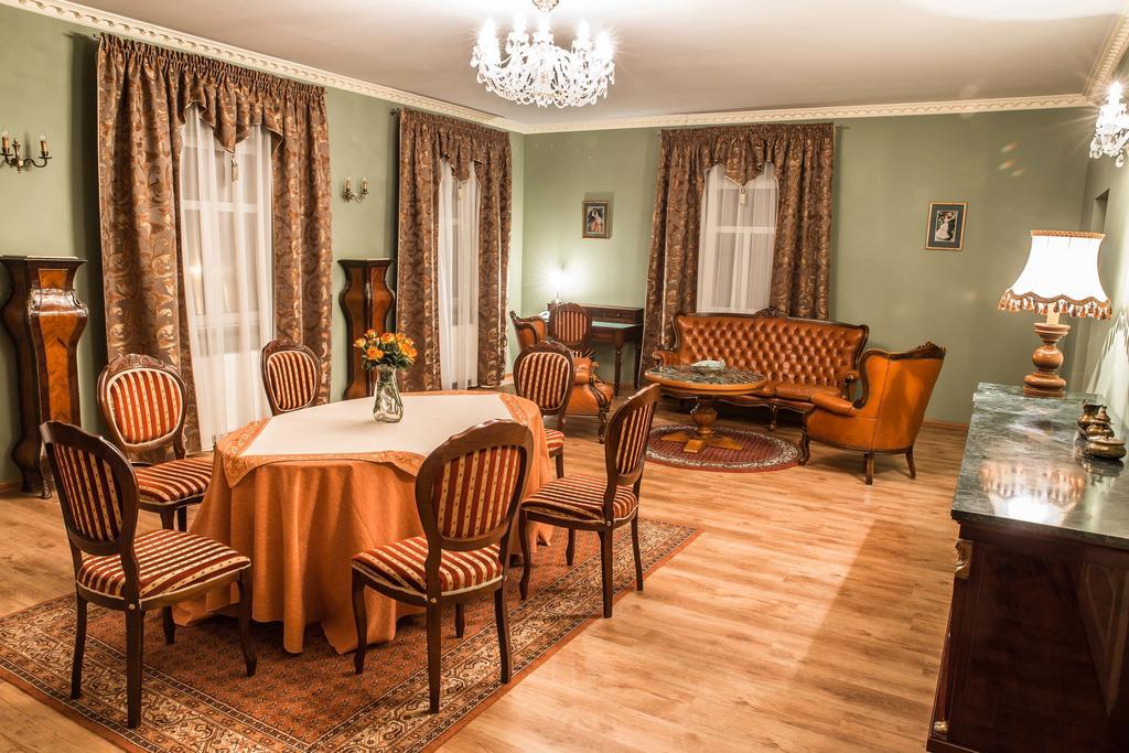Hotel Napoleon Wroblew  Værelse billede